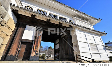 姫路城・菱の門(兵庫県姫路市) 99241464