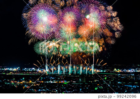 長岡の花火 99242096