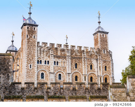 世界遺産　ロンドン塔 99242666