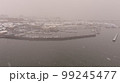 小雪舞い散る堅田漁港 99245477