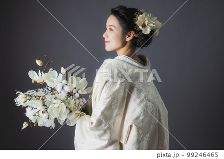 白無垢の花嫁 白無垢の花嫁 99246465
