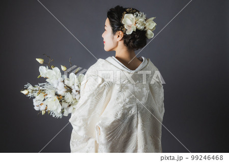 白無垢の花嫁  99246468