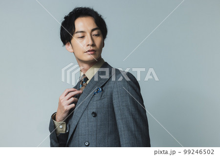 男性　ドレスアップ 99246502