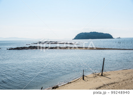 《愛知県》西尾市　干潮時の東幡豆海岸 99248940