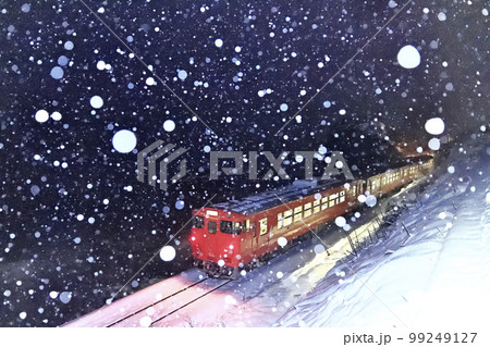 雪降る冬の氷見線(走り去る列車を後方から撮影) 雪降る冬の氷見線(走り去る列車を後方から撮影) 99249127