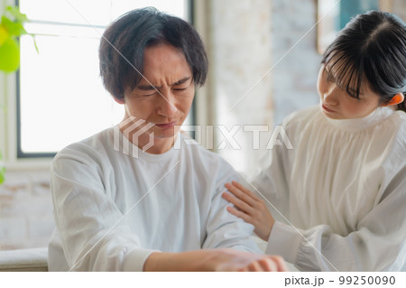 体調不良　心配　 99250090