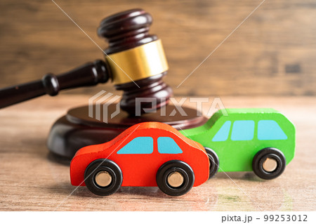 Hammer gavel judge with car vehicle accident, insurance coverage claim lawsuit court case. Hammer gavel judge with car vehicle accident, insurance coverage claim lawsuit court case. 99253012
