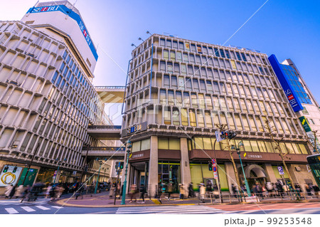 日本の東京都市景観　渋谷駅前の井の頭通り入口・スクランブル交差点などを望む＝2月15日 99253548