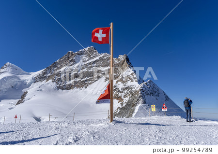 ユングフラウヨッホ、プラトー展望台の風景 (スイス) 99254789