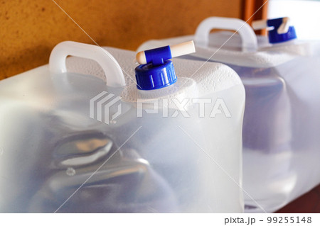 ウォータータンク　災害、断水、防災用給水タンク 99255148