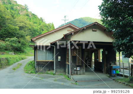 【大井川鐵道】井川線接岨峡温泉駅 【大井川鐵道】井川線接岨峡温泉駅 99259126