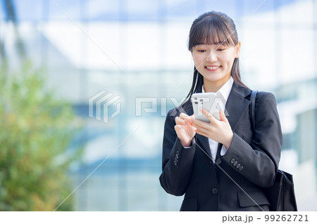 就活　女性のポートレート　撮影協力「LINK FOREST」 99262721