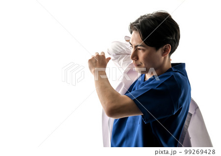 白衣を着るドクター シルエット 白衣を着るドクター シルエット 99269428