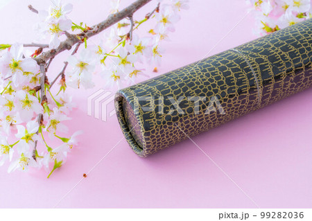 【卒業イメージ】卒業証書筒・賞状筒【物素材】 【卒業イメージ】卒業証書筒・賞状筒【物素材】 99282036