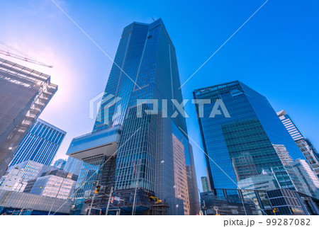 日本の東京都市景観 虎ノ門ヒルズステーションタワー(虎ノ門ヒルズ駅)などを望む 日本の東京都市景観 虎ノ門ヒルズステーションタワー(虎ノ門ヒルズ駅)などを望む 99287082
