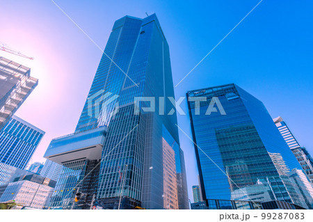 日本の東京都市景観 虎ノ門ヒルズステーションタワー（虎ノ門ヒルズ駅）などを望む 99287083