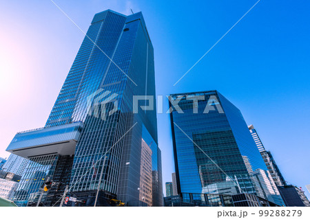 日本の東京都市景観 虎ノ門ヒルズステーションタワー（虎ノ門ヒルズ駅）などを望む 99288279