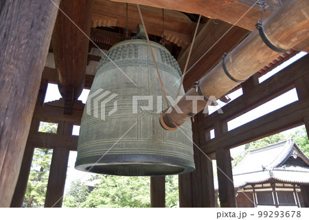 東大寺　鐘楼の梵鐘　奈良県奈良市 99293678
