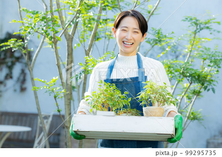 ガーデニング 99295735