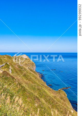 積丹半島　(9月　北海道　晴れ) 99299032