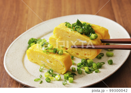 小ネギをたっぷり乗せただし巻き玉子 99300042