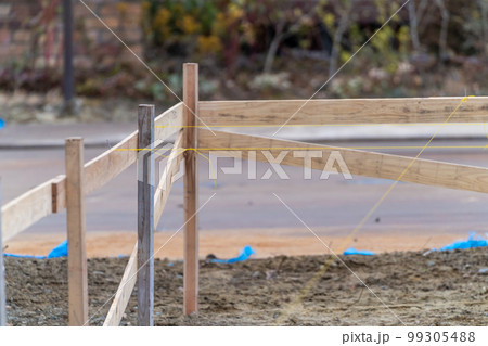 遣り方　基礎工事　BM　GL　貫板　基準　中心線 99305488