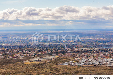 High angle cityscape of the beautiful El Paso city 99305540