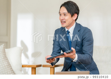 ビジネス　男性　訪問　セールス 99310410