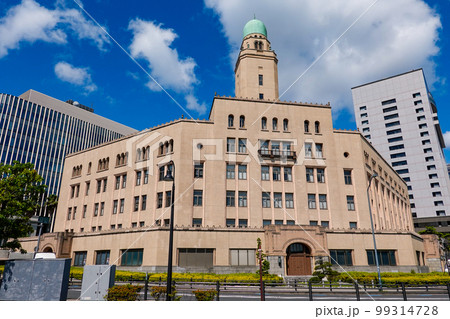 象の鼻パークからクイーンの塔こと横浜税関 象の鼻パークからクイーンの塔こと横浜税関 99314728