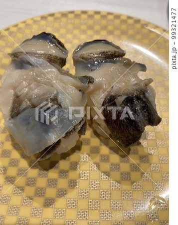 回転寿司で食べる「あかにし貝」 回転寿司で食べる「あかにし貝」 99321477