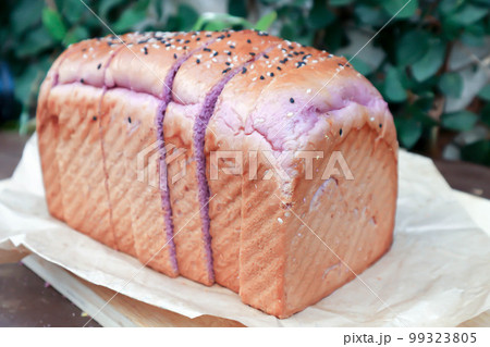 loaf of bread ,sweet potato bread with sesame 99323805