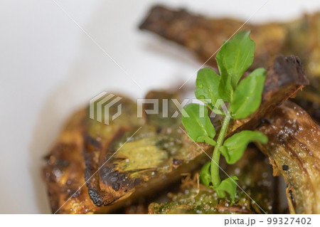 アーティチョークの素揚げ 99327402