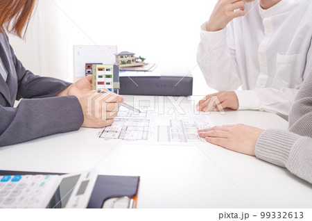 不動産の打ち合せ 99332613