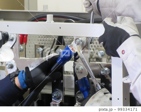 工事現場作業 工事現場作業 99334171