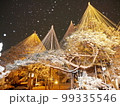 雪の兼六園　ライトアップ 99335546