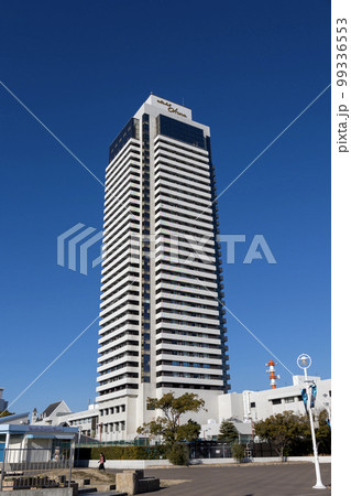 神戸三宮のランドマークホテル ホテルオークラ神戸(2023年1月3日撮影) 神戸三宮のランドマークホテル ホテルオークラ神戸(2023年1月3日撮影) 99336553