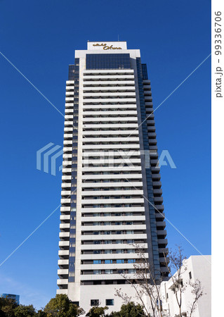 神戸三宮のランドマークホテル ホテルオークラ神戸(2023年1月3日撮影) 神戸三宮のランドマークホテル ホテルオークラ神戸(2023年1月3日撮影) 99336706