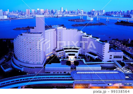 東京・お台場のホテル高層階から都心方面の眺め（雪の翌日） 99338564