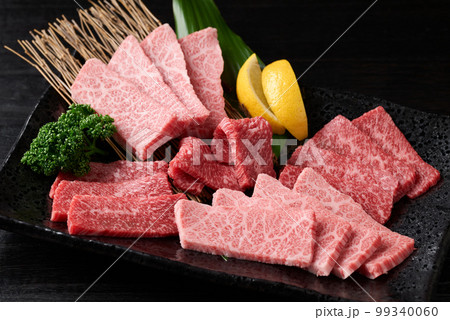 国産和牛焼肉用 霜降りと赤身 国産和牛焼肉用 霜降りと赤身 99340060