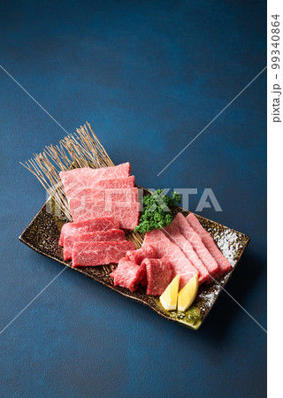 国産和牛焼肉用 霜降りと赤身 国産和牛焼肉用 霜降りと赤身 99340864