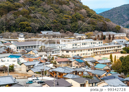 龍野城の全景と城下町3　兵庫県たつの市 99342728