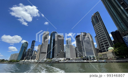 夏、晴天の大都会ブリスベン 夏、晴天の大都会ブリスベン 99346807