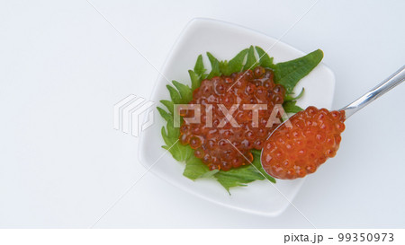 イクラの醤油漬け　イメージ 99350973