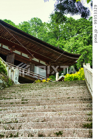 新緑の長命寺 新緑の長命寺 99353329