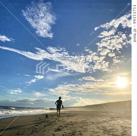 空と海とお散歩と 99353753