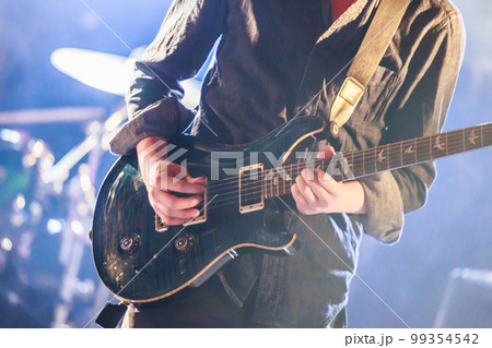 ギタリスト ギタリスト 99354542