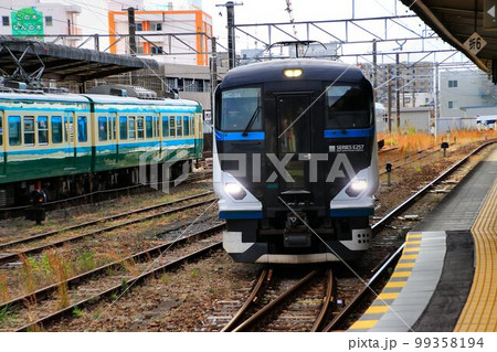 新たな伊豆の踊り子…特急『踊り子』E257系 ～三島駅 99358194