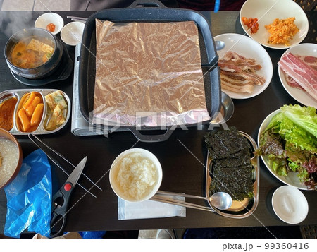 韓国焼き肉屋 99360416