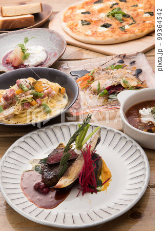 メニュー写真、ランチ、ディナー、デザート メニュー写真、ランチ、ディナー、デザート 99364542