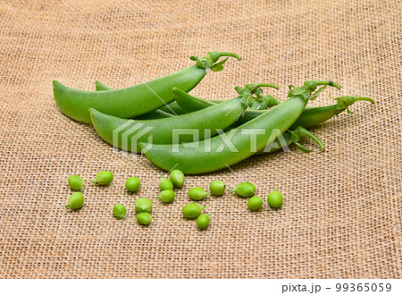 green peas on sack background green peas on sack background 99365059